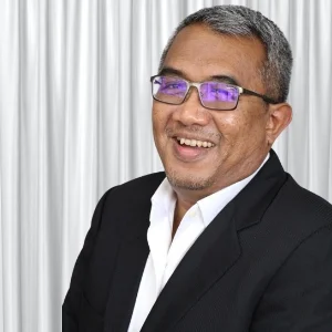 Rifqy Nasis Financial Trainer